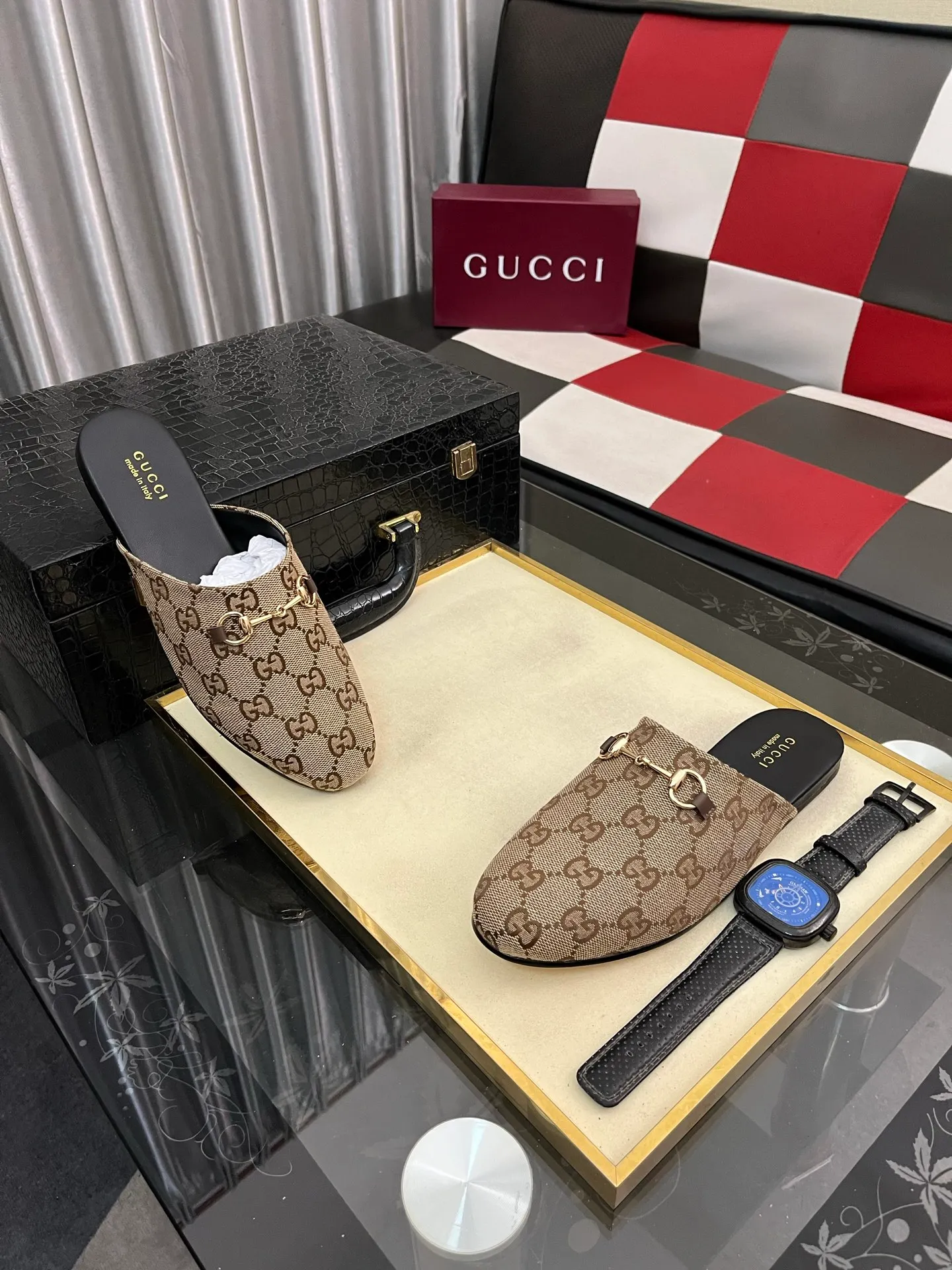 Men's shoes 💰480⌚️⌚️[Gucci] 2024 new season half-slip men's shoes, made of Italian imported first-layer frosted cowhide➕sheepskin lining, original hardware buckle, original combination wear-resistant outsole, real shot 🎬 Very comfortable on the feet, size 36-44